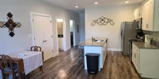 1117 Greenwood Alley Gallery 30