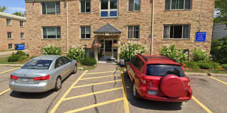 Tonka Manor Gallery 1