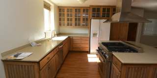 Green Acres Neighborhood Gallery 7