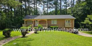 GREAT HOME / 3 BEDROOMS AND BONUS ROOM / GREAT LOCATION /  PRIVATE FENCED YARD Gallery 7