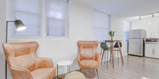 Connecticut Plaza Gallery 12