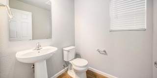 1002 Chittock Avenue Gallery 6