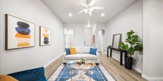 1624 E Collin Street Gallery 23
