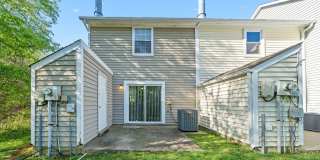 2 Bedroom Condo For Rent Near Post! Gallery 28