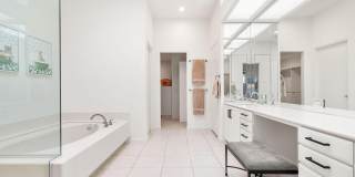 220 Tomahawk Drive Gallery 16