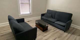 Room in 4 Bedroom Home at Griffin St NW Gallery 32
