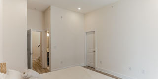 1115 N AMERICAN Street Gallery 6