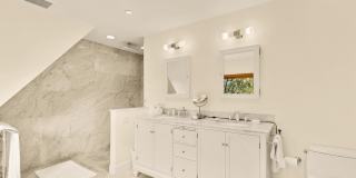 3111 CHAIN BRIDGE Road NW Gallery 41