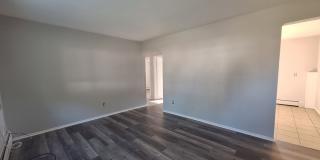 Charming 3 bedroom ranch Gallery 4
