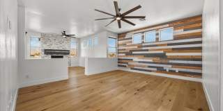 6332 Peggotty Avenue Gallery 19