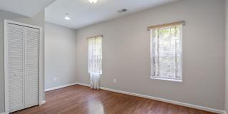 15436 SYMONDSBURY Way Gallery 37
