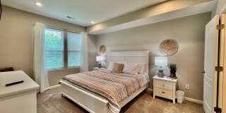 Fully Furnished Luxury Corporate Rental - Brand New Construciton Gallery 11