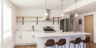 1651 W 37th Pl - Co-Living Housing Gallery 7