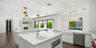 Exquisite Scottsdale Living in Prestigious Windgate Ranch Gallery 18