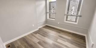 4-Bedroom Home with Private Primary Suite Near Fairmount Park Gallery 9