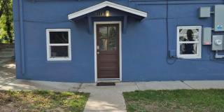 FREE PETS & UTILITIES BUNDLED! Walk to School of Mines from this Prime 2BR Golden Apt Gallery 1