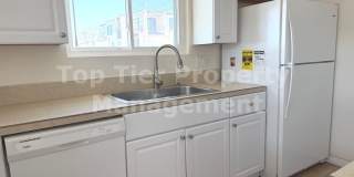 ***Beautiful Oceanfront 3 bed, 2 bath, 2,076 sqft House in Carlsbad Village - Available 06/15*** Gallery 18