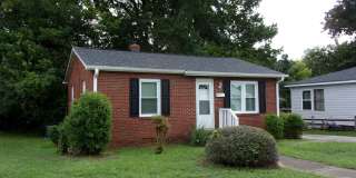 Beautifully Renovated 2 Bedroom 1 Bath Brick Home Gallery 1