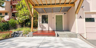Charming 1-Bedroom Apartment Surrounded by Arcata Redwoods Gallery 1