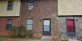 490 South Jeff Davis Drive, Unit B Gallery 1