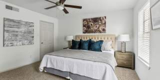 Vintage at 18th Street Gallery 44