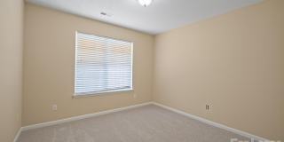 5732 Fairchase Avenue Gallery 23