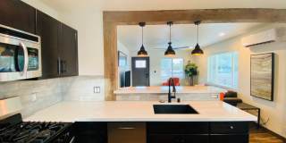 Studios and 1 Bedrooms in Central Location Tucson! Gallery 15