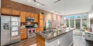 Charming 1BR Condo in Denver Gallery 8