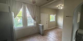 Beautiful Home for Rent Gallery 17