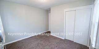 3 Bed 1 Bath ready to rent! Gallery 12