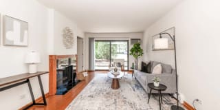 Barrington Lakes Apartments Gallery 20