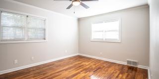 Spacious 3 bed 2 bath Home Gallery 15