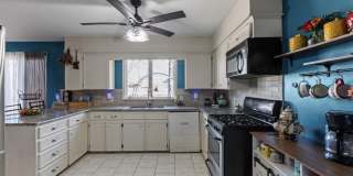 2002 17th Street Gallery 10