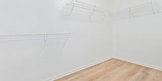 4542 N 111TH Drive Gallery 15