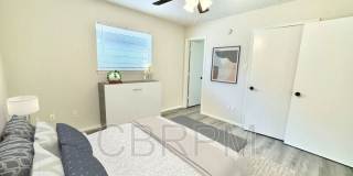 1105 52nd St Gallery 17