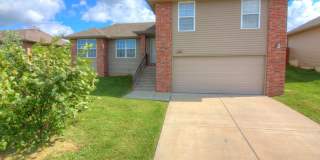 3 Bedroom in Springfield! Gallery 1