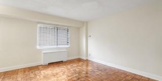 The Cromwell Gallery 4