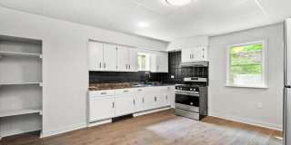 Gorgeous 3 Bedroom in Troy Hill available June 1! Gallery 13