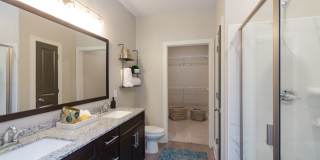 Cue Luxury Apartments Gallery 7