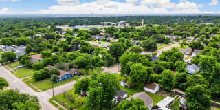 Beautifully Updated 2/2 Cottage - Available now! Gallery 25
