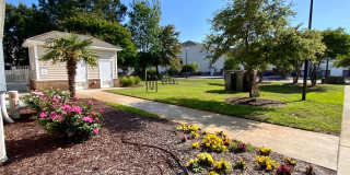 Furnished 3 bedroom 3 bath Condo - Flexible Term lease - Topsail Landing Community Gallery 27