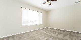 Bright & Beautiful 3bd/2ba Home on Quiet Cul-de-Sac with Spacious Yard! - FREE iPad or 55” TV if moved in by 5/15! Gallery 25