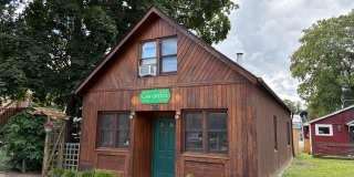 35 Oak Street Gallery 1
