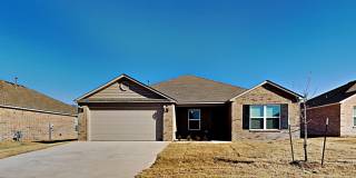 Spacious 4 Bed 2 Bath Home in Newcastle Schools! Spacious 4 Bed 2 Bath Home in Newcastle Schools! Gallery 3