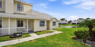 Quaint 2BR/2BA Citrus Park End Unit Condo in Hampton Park Gallery 3
