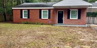 3/1 Brick Home Near USA Campus w/ Carport & Fenced-In yard Gallery 1