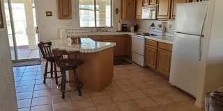 GREAT FURNISHED HOME WITH SIDE PARKING! Gallery 5