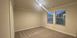 Room in 4 Bedroom Townhome at Memorial Pkwy Room in 4 Bedroom Townhome at Memorial Pkwy Gallery 33