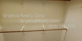 Beautiful 2 BD 2 BA House in the Springs in Green Valley - GVR Included! Gallery 13