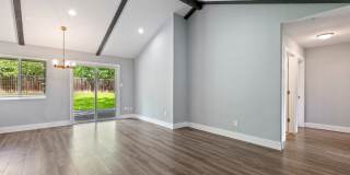 Beautiful 3 bedroom, 2 bathroom home in East Austin!!! Gallery 4